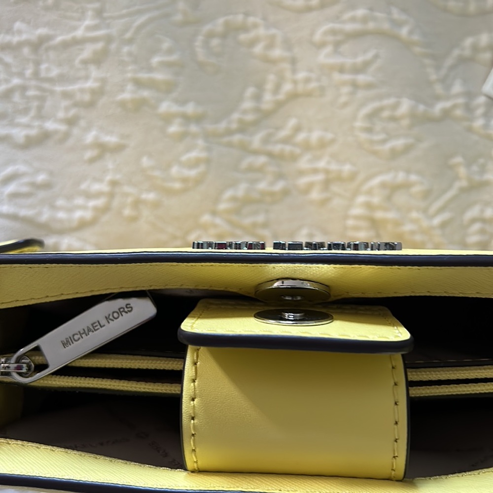 NWT Michael Kors Rayne Sunshine Crossbody - Picture 15 of 16